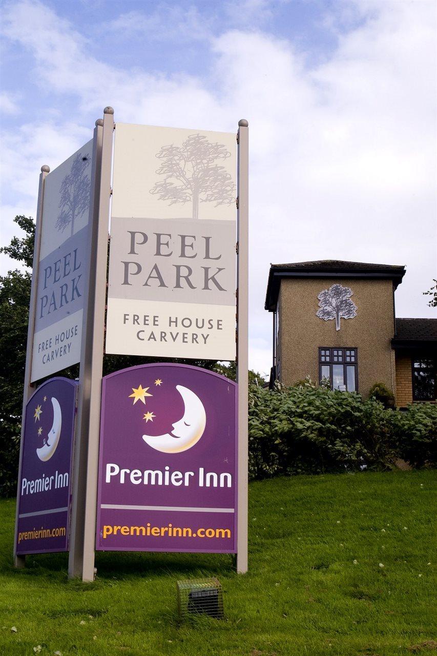 Premier Inn Glasgow East Kilbride - Peel Park 외부 사진
