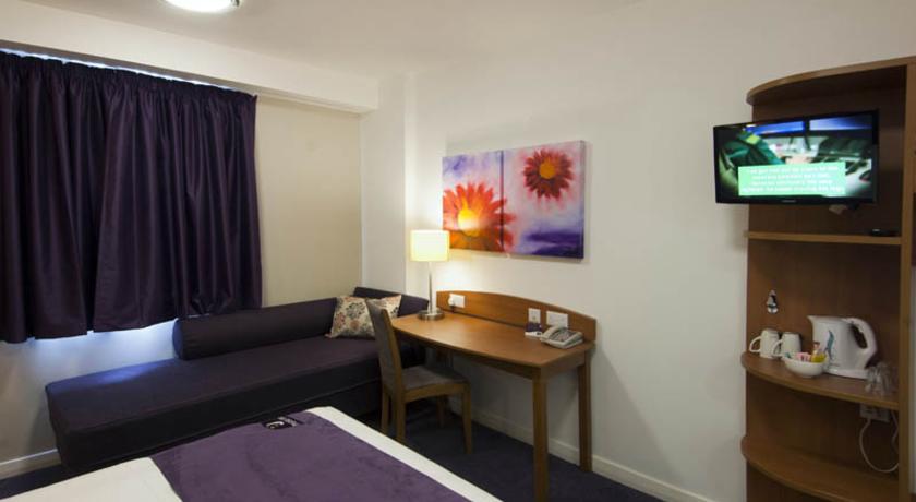 Premier Inn Glasgow East Kilbride - Peel Park 객실 사진